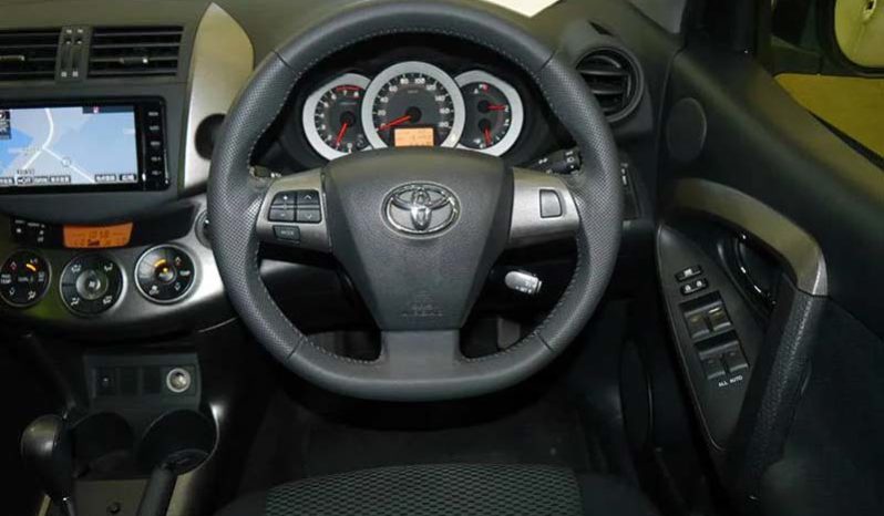 TOYOTA RAV4 full